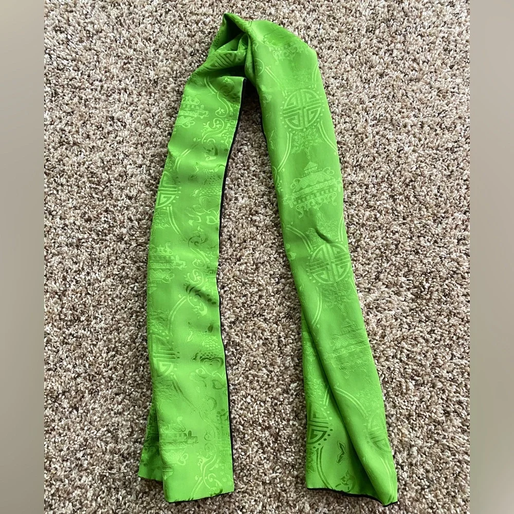 Trends JACQUARD Reversible pure Silk long Scarf green black Two Tone Unisex